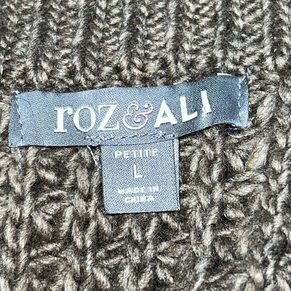 Roz & Ali Cable Knit Faux Fur Crocheted buttons & embellish Sz PL * Host Pick * - Picture 9 of 9